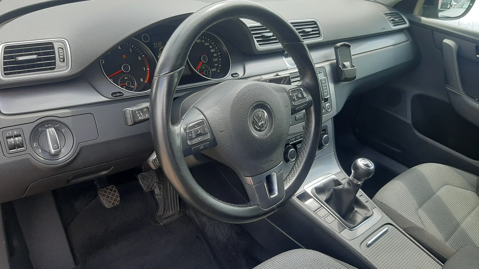 VW Passat Като Нова УНИКАТ  - изображение 10