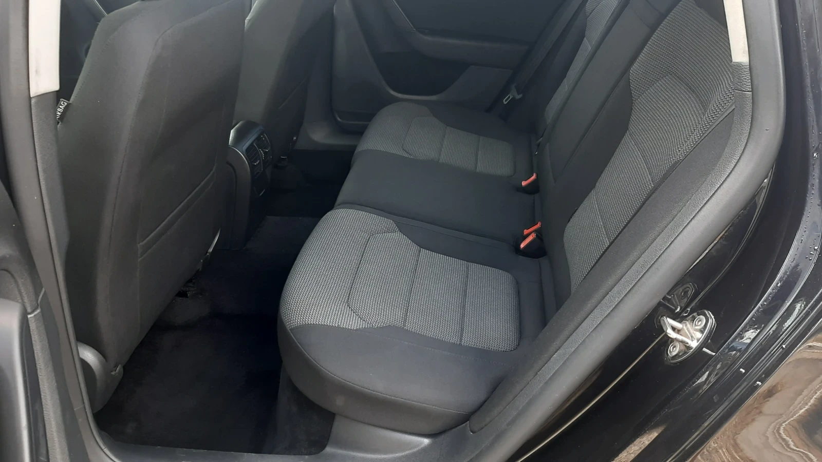 VW Passat Като Нова УНИКАТ  - изображение 8