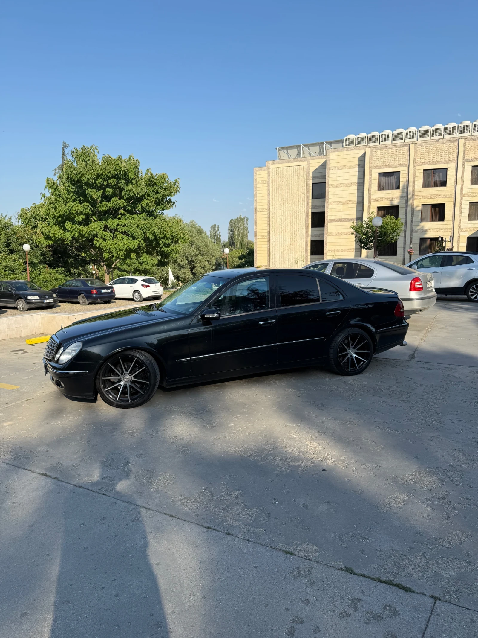 Mercedes-Benz E 320 Avantgarde w211 - изображение 3