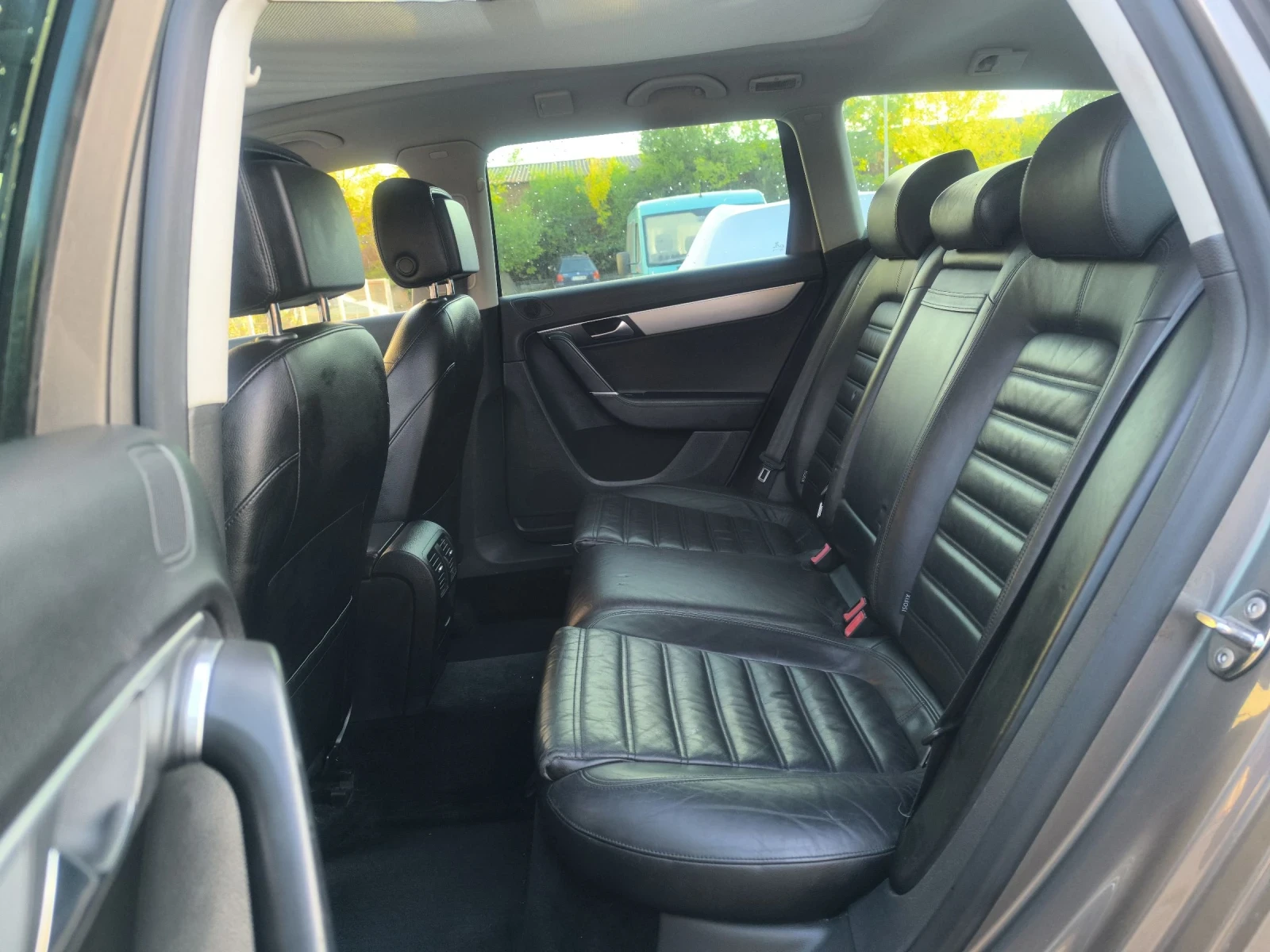 VW Passat 2.0 TDI 170 K. HIGHLIGHT DSG  | Mobile.bg   10