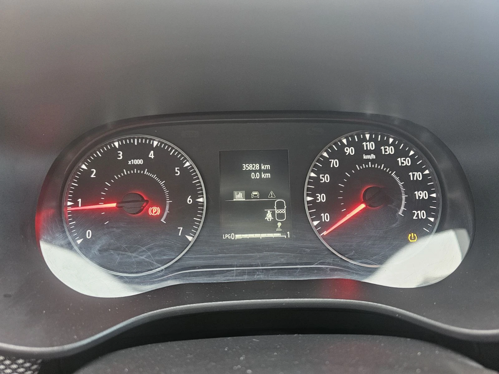 Dacia Sandero 1.0 TCe 100 LPG | Mobile.bg   8