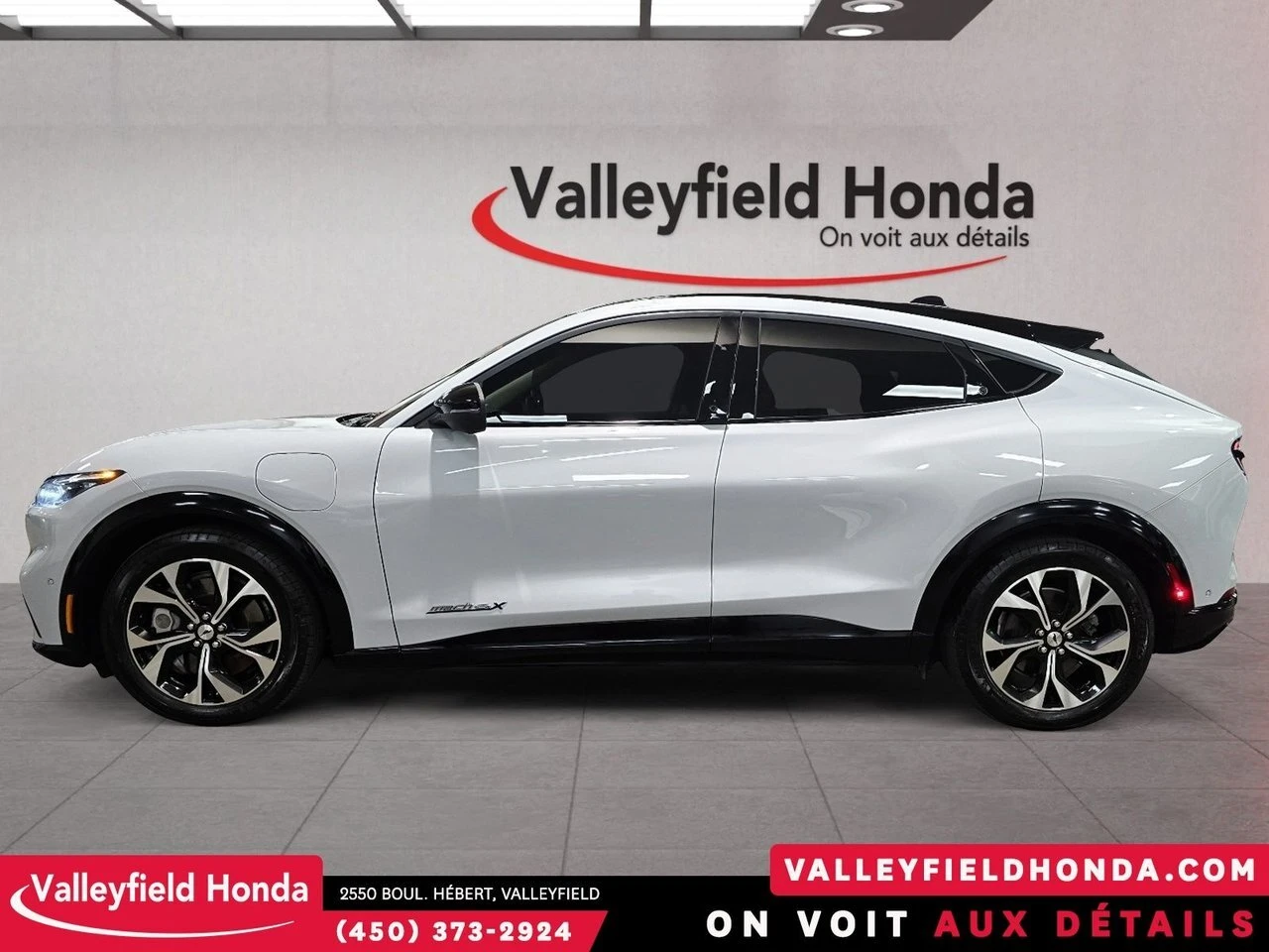 Ford Mustang Mach-E 2022* DIGITAL* DISTRONIK* LANE ASSIST* B&O* 360* K - изображение 4