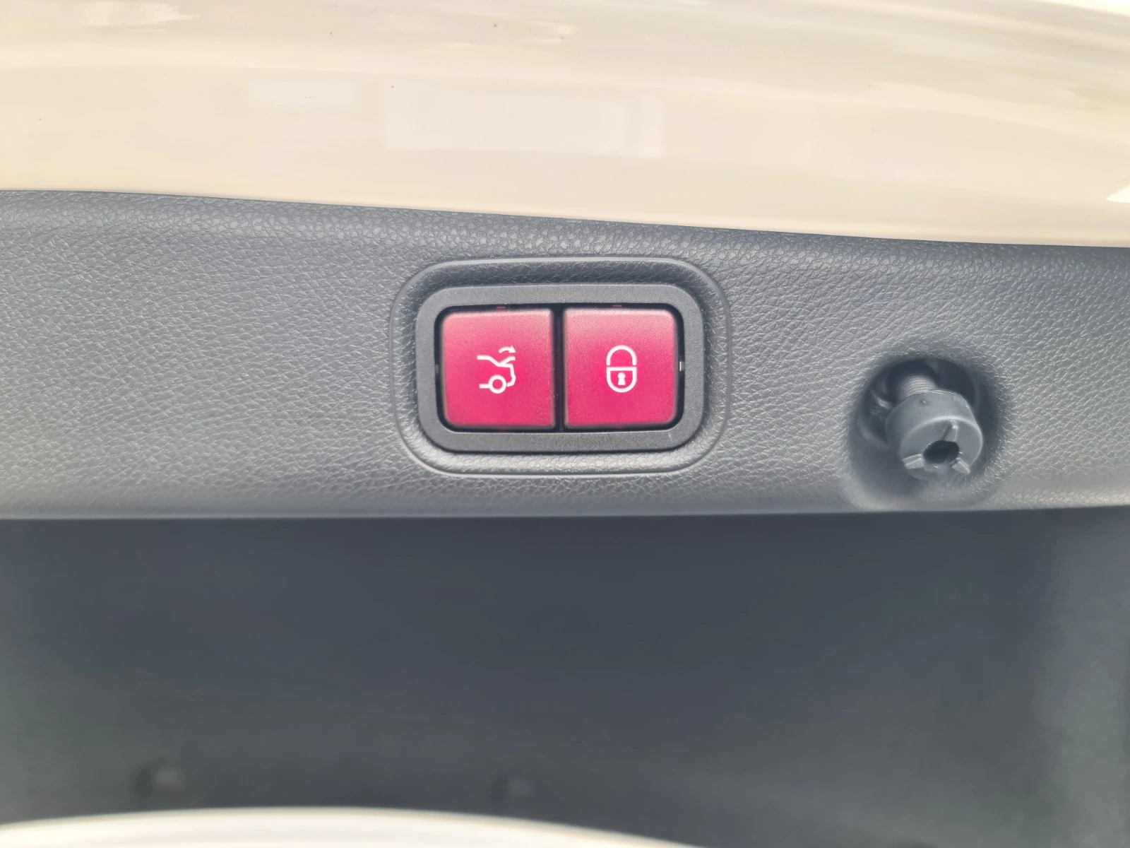 Mercedes-Benz E 300 | Mobile.bg � ����������� 14