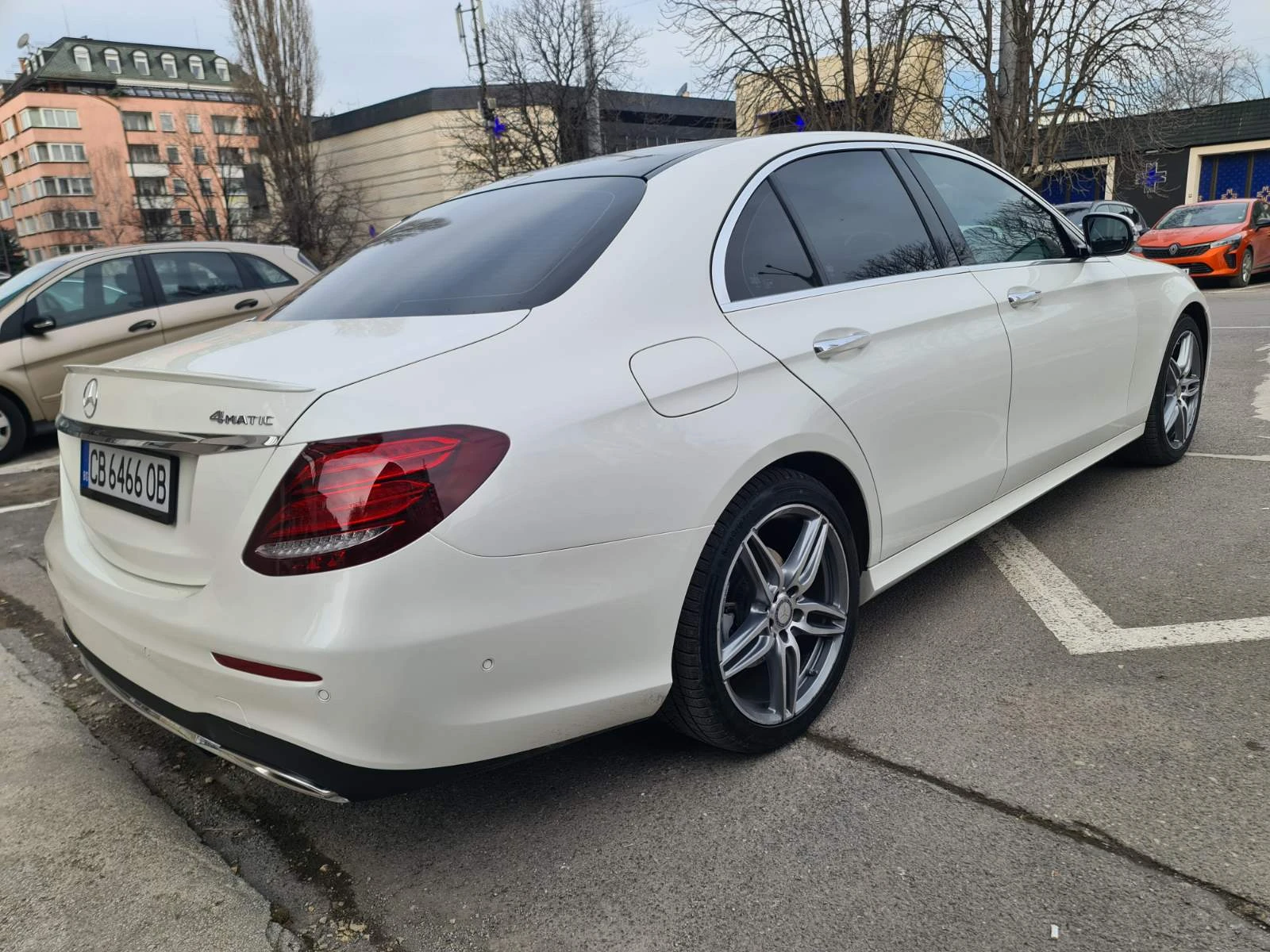 Mercedes-Benz E 300 | Mobile.bg � ����������� 2