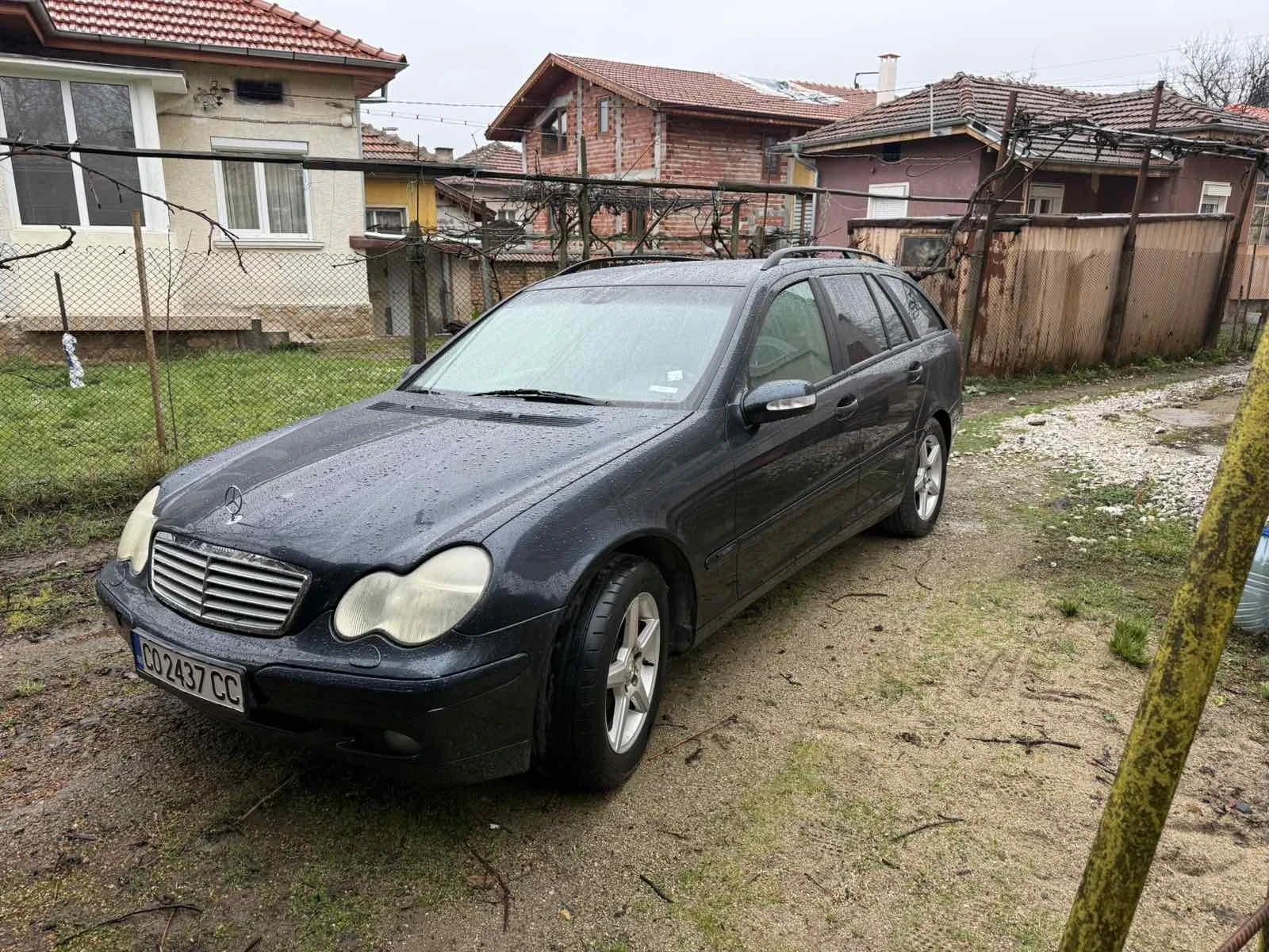 Mercedes-Benz C 200, снимка 2 - Автомобили и джипове - 54015116