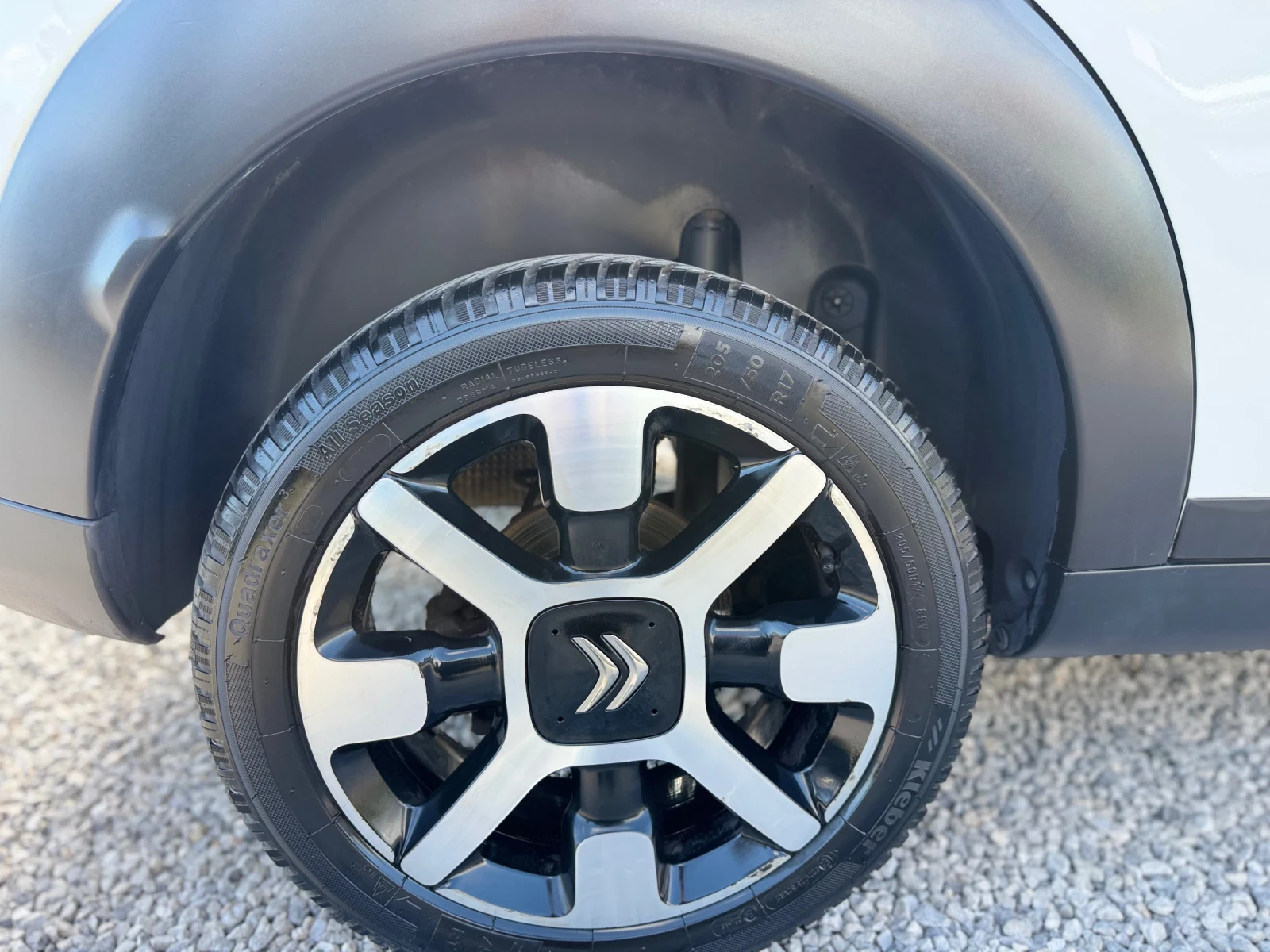 Citroen C4 Cactus 1.5Blue-HDi Shine Avtomatik Navi , снимка 8 - Автомобили и джипове - 54674354