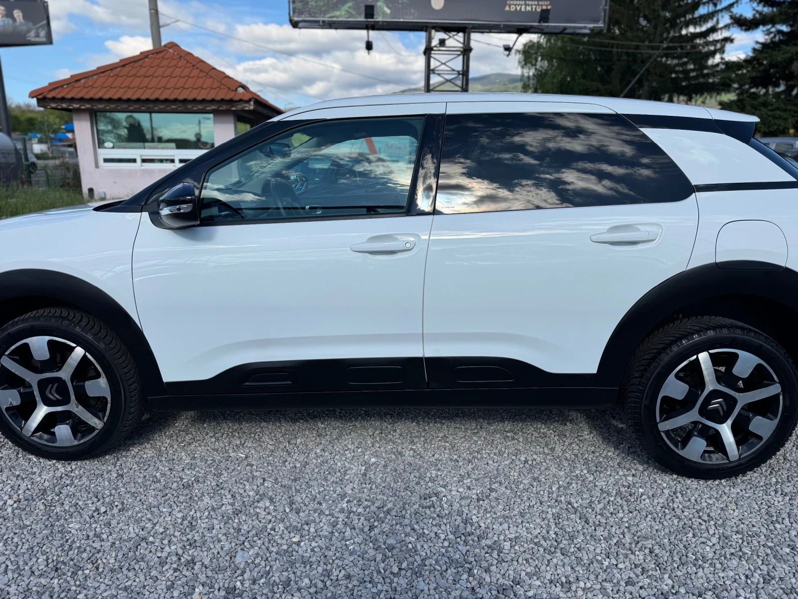 Citroen C4 Cactus 1.5Blue-HDi Shine Avtomatik Navi , снимка 9 - Автомобили и джипове - 54674354