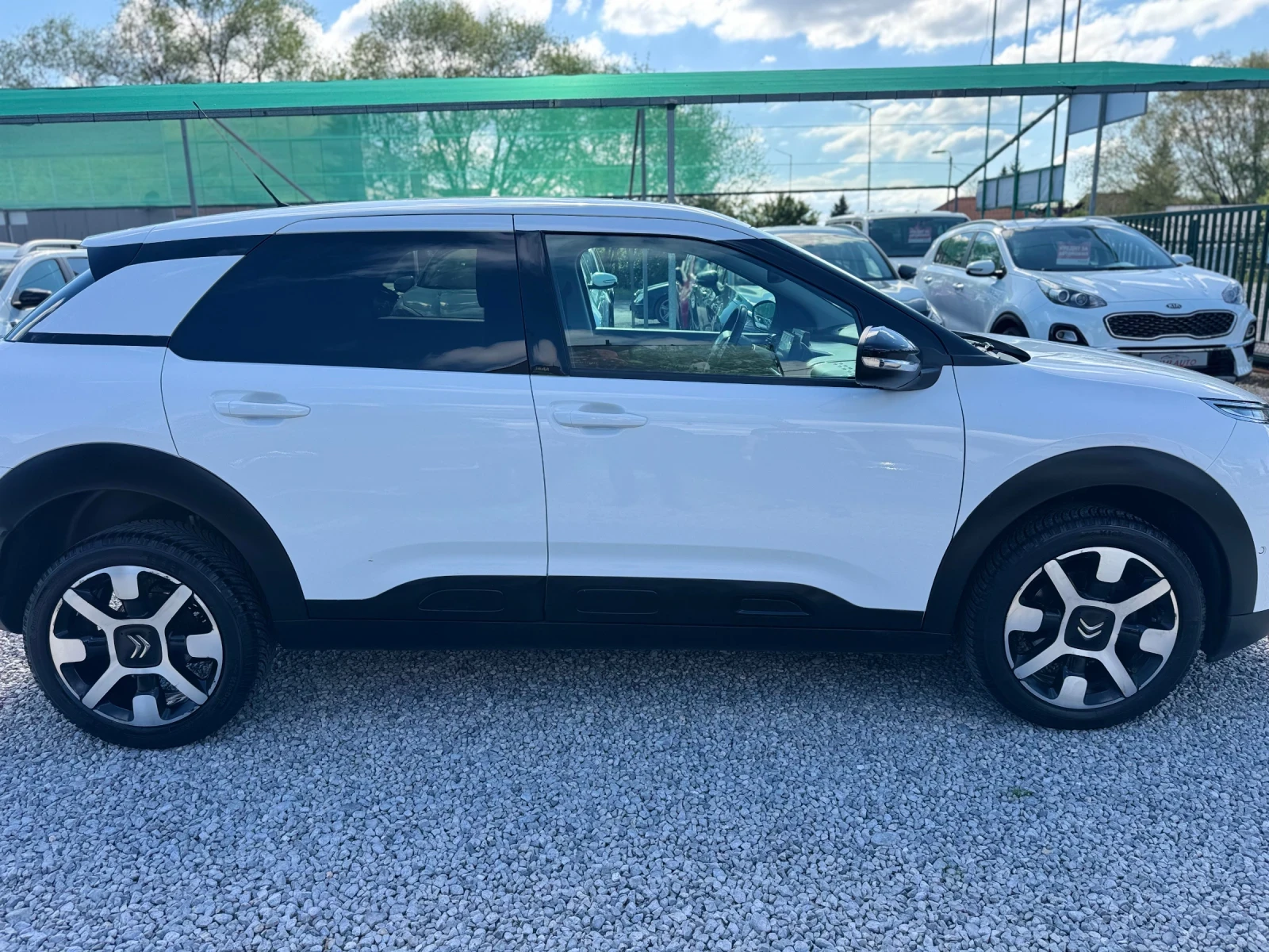 Citroen C4 Cactus 1.5Blue-HDi Shine Avtomatik Navi , снимка 10 - Автомобили и джипове - 54674354