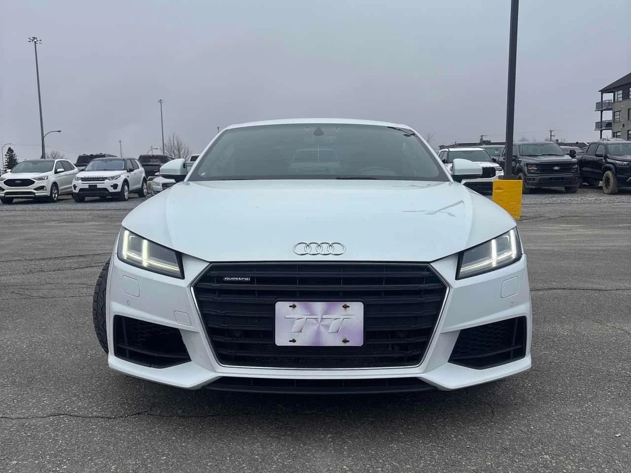 Audi Tt 2.0T QUATTRO * ДИГИТАЛЕН КИЛОМЕТРАЖ* ПОДГРЕВИ* , снимка 2 - Автомобили и джипове - 54146138