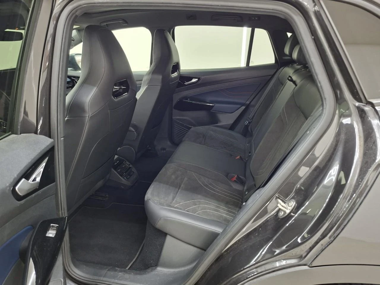 VW ID.4 GTX, снимка 10 - Автомобили и джипове - 54631008