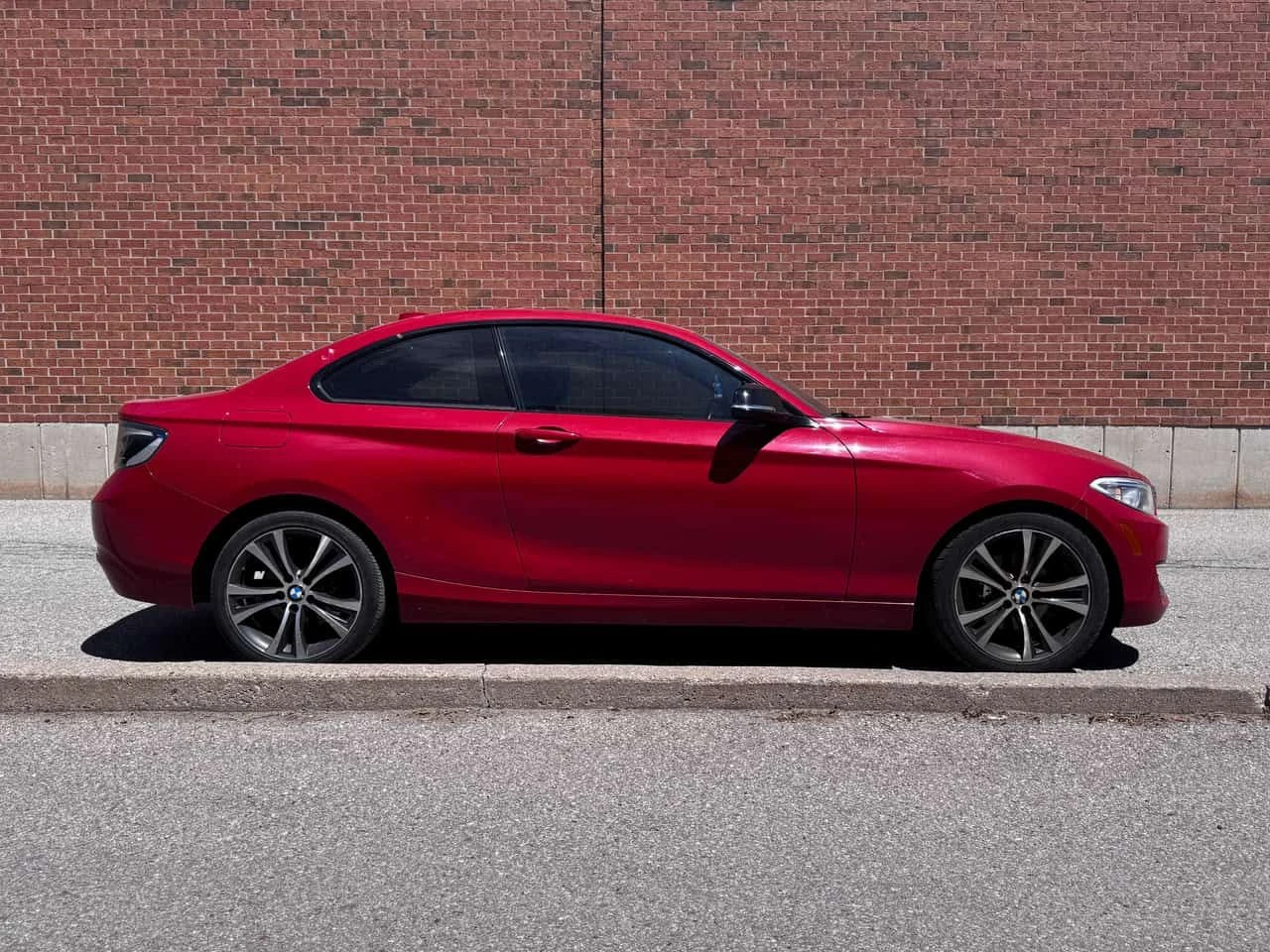 BMW 228 * xDrive * CARFAX * ШИБИДАХ * KEYLESS * ПОДГРЕВИ, снимка 3 - Автомобили и джипове - 54647783