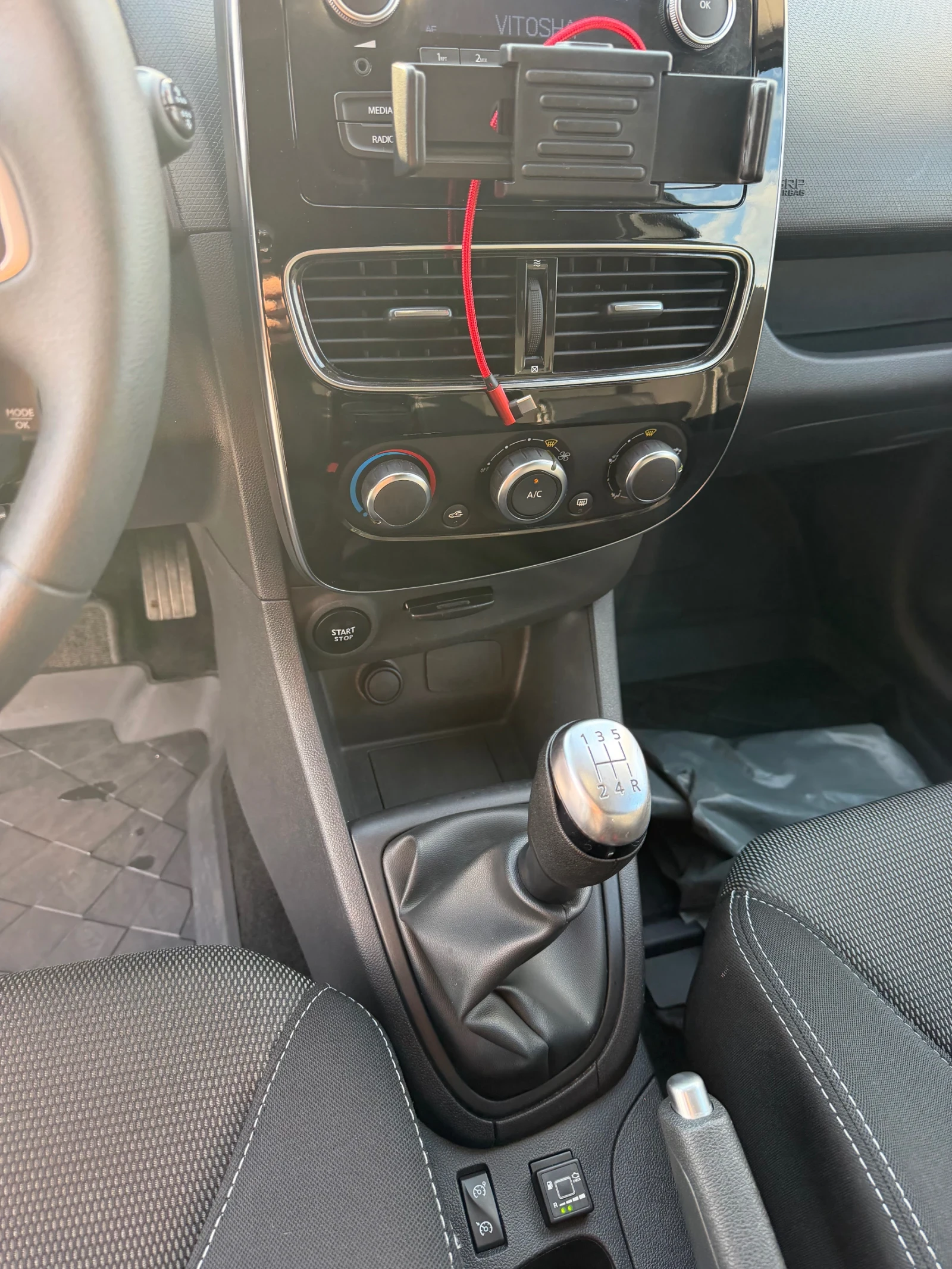 Renault Clio 0, 9 TCE TURBO LPG, снимка 12 - Автомобили и джипове - 55054705