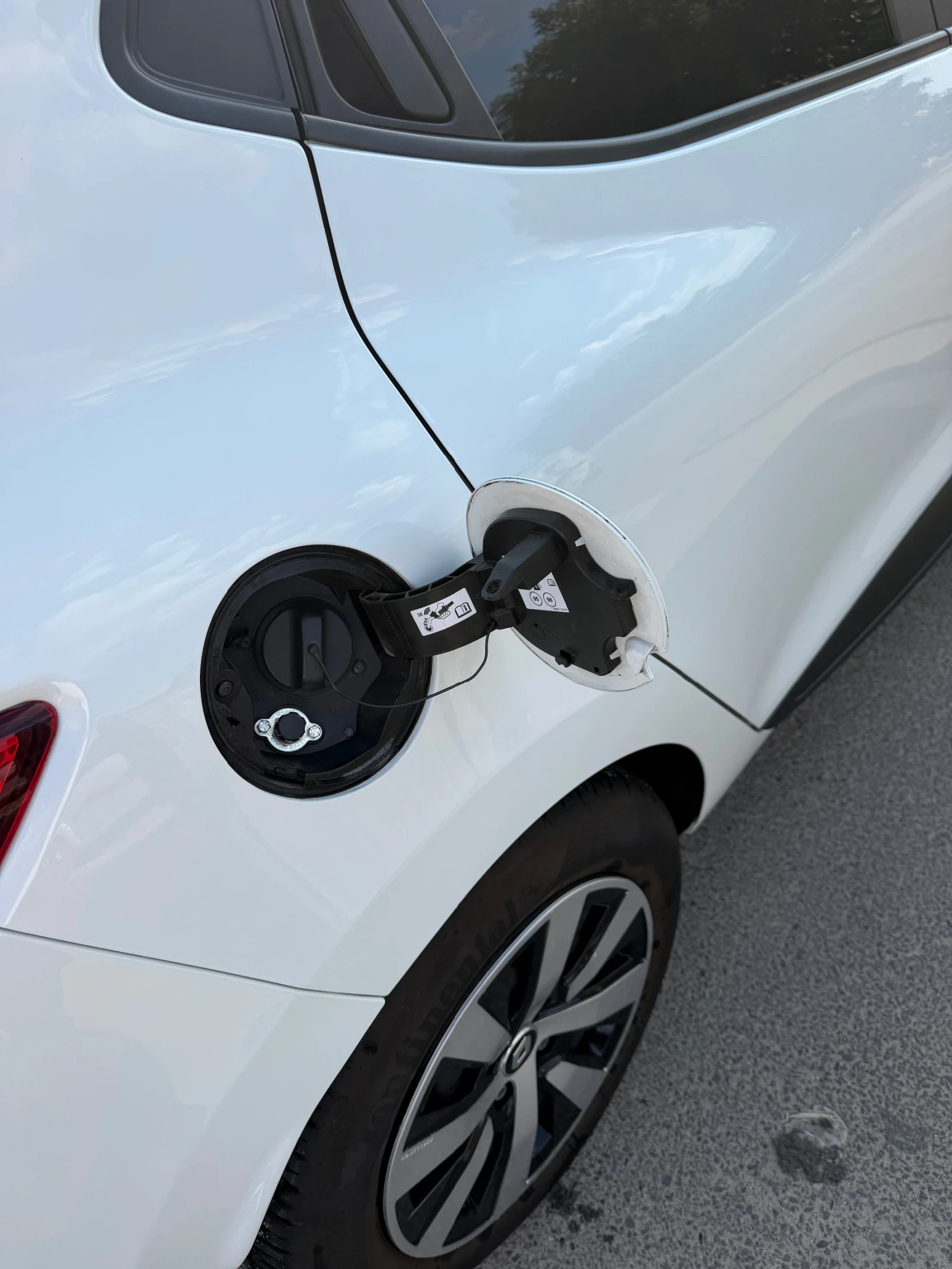 Renault Clio 0, 9 TCE TURBO LPG, снимка 14 - Автомобили и джипове - 55054705