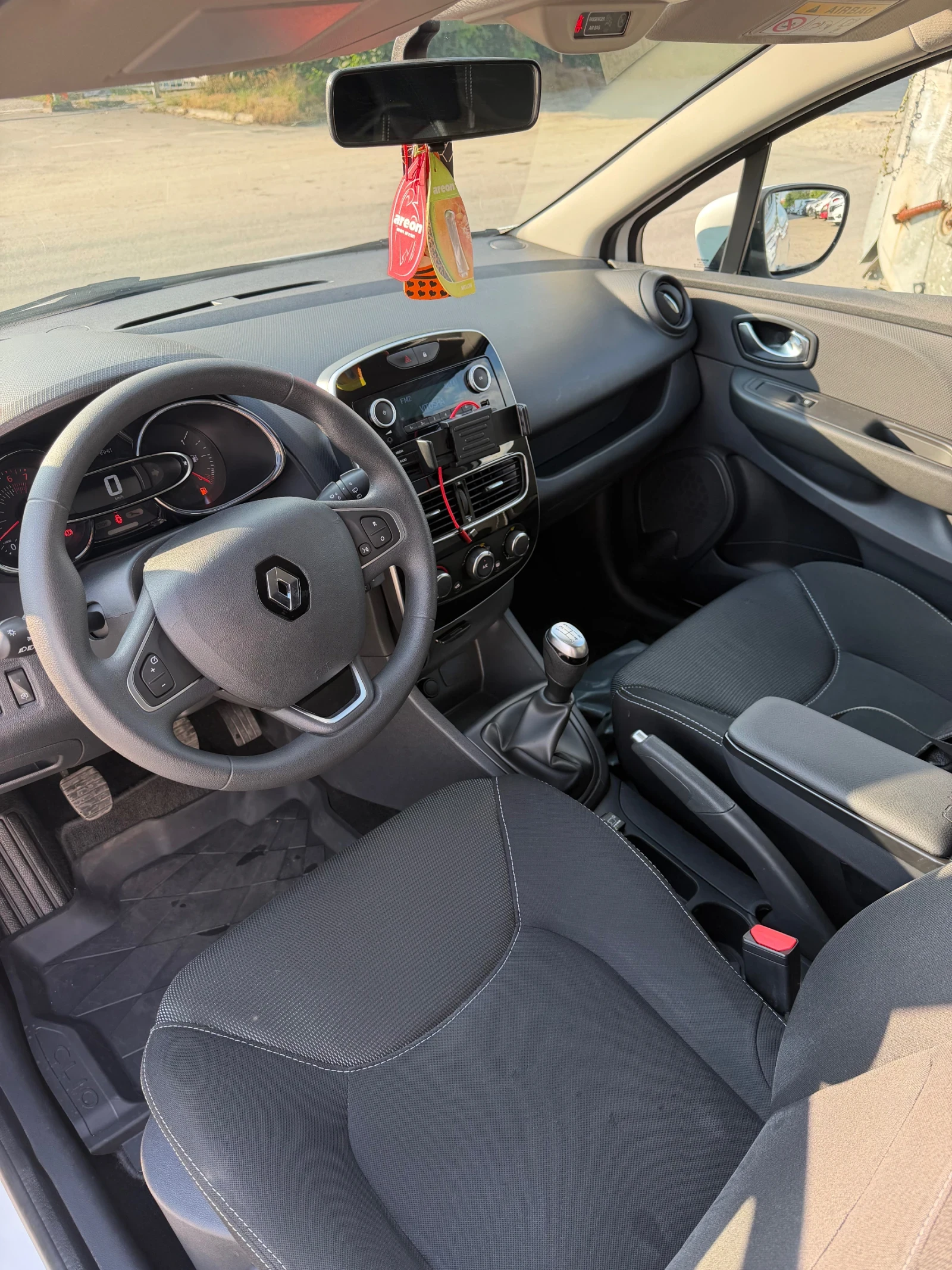 Renault Clio 0, 9 TCE TURBO LPG, снимка 10 - Автомобили и джипове - 55054705