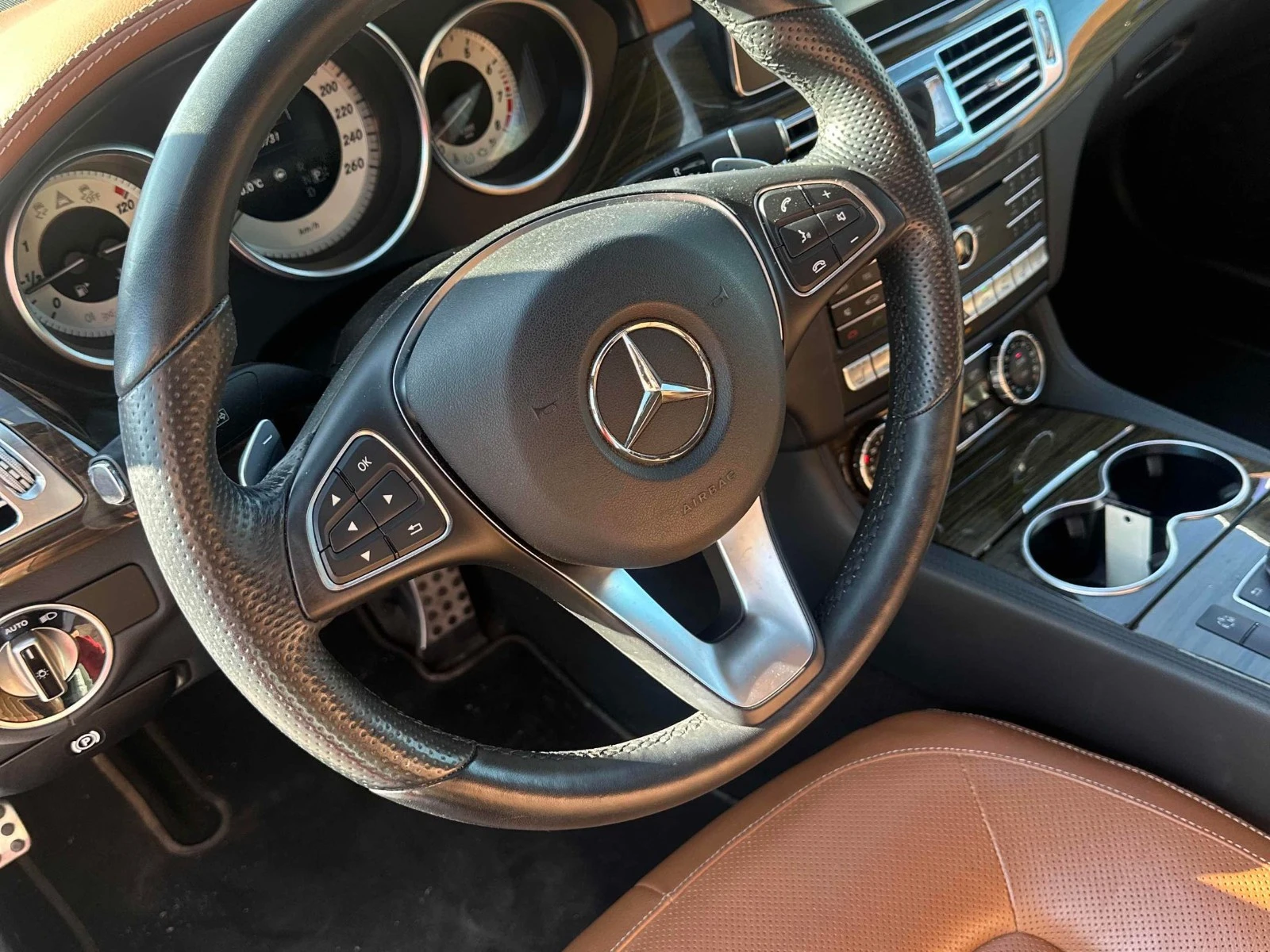 Mercedes-Benz CLS 550 4matic Автокредит Цена до България, снимка 6 - Автомобили и джипове - 55436087