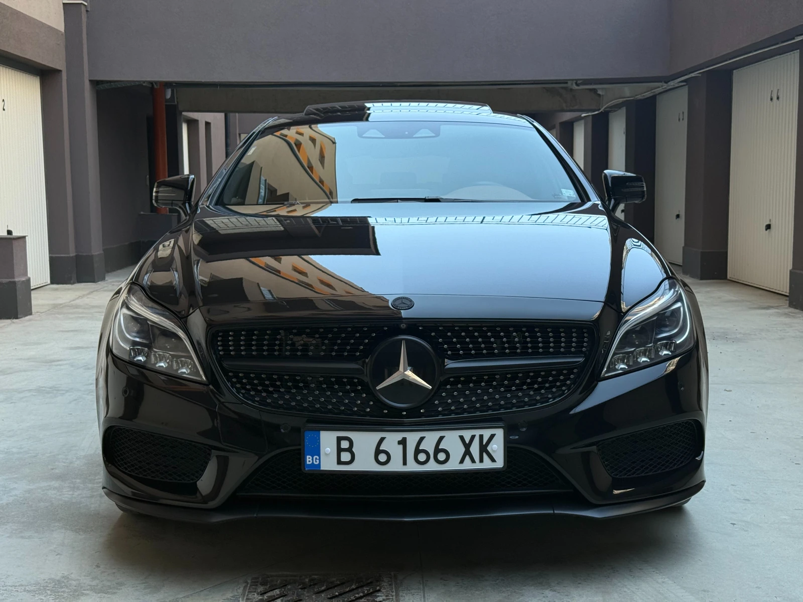 Mercedes-Benz CLS 350 AMG FACELIFT, снимка 2 - Автомобили и джипове - 55495361