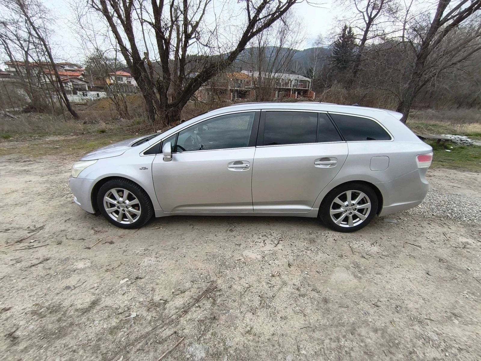 Toyota Avensis D-CAT, снимка 3 - Автомобили и джипове - 55705063