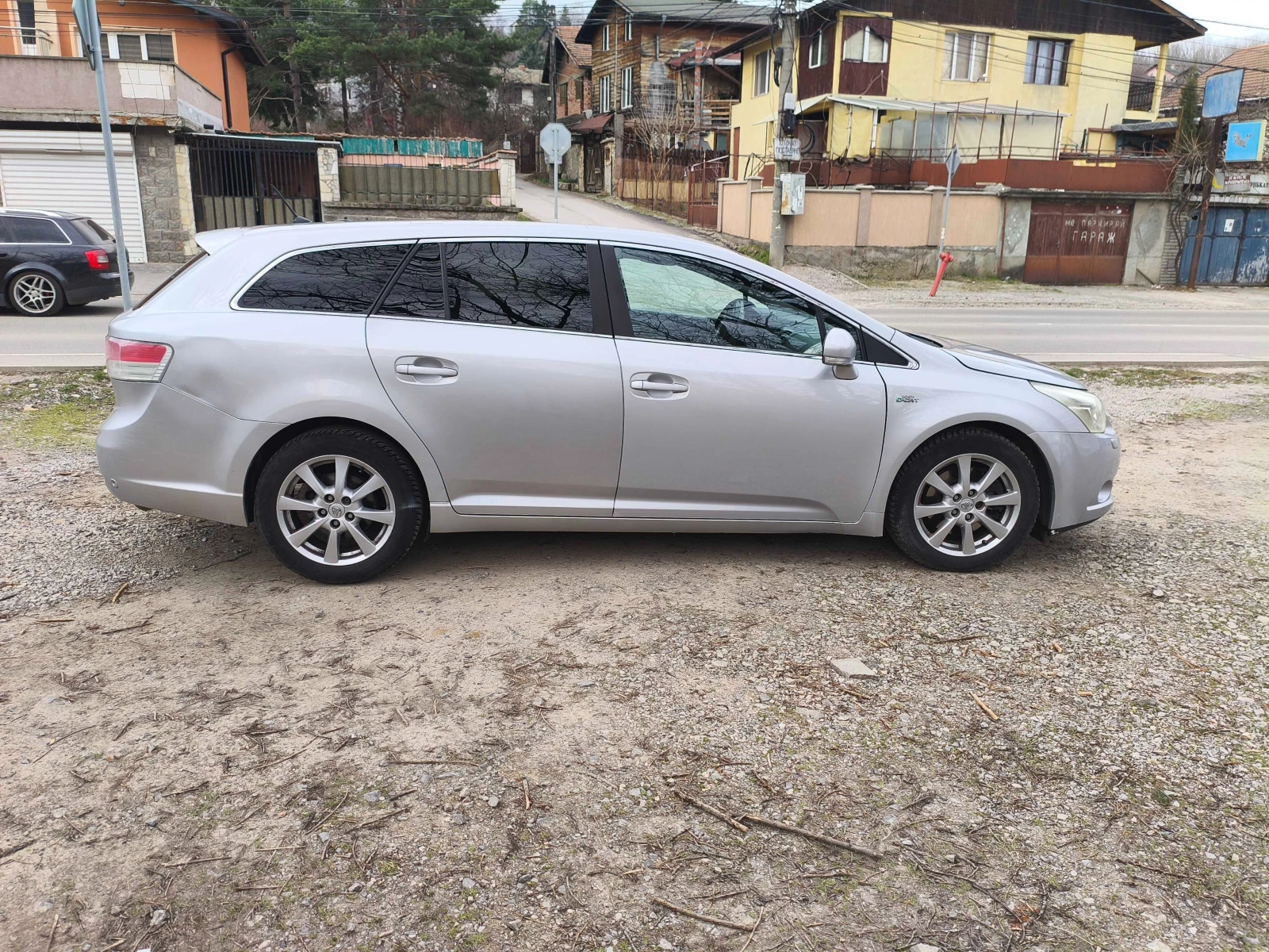 Toyota Avensis D-CAT, снимка 6 - Автомобили и джипове - 55705063