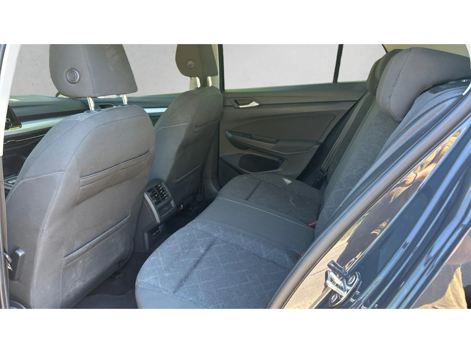 VW Golf 1.5 e-TSi A/T, Месечна вноска от 299  , снимка 12 - Автомобили и джипове - 55966495