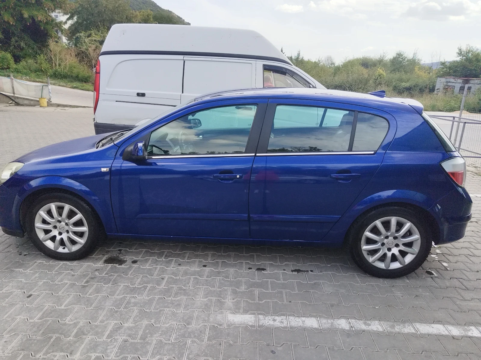 Opel Astra, снимка 3 - Автомобили и джипове - 56041019