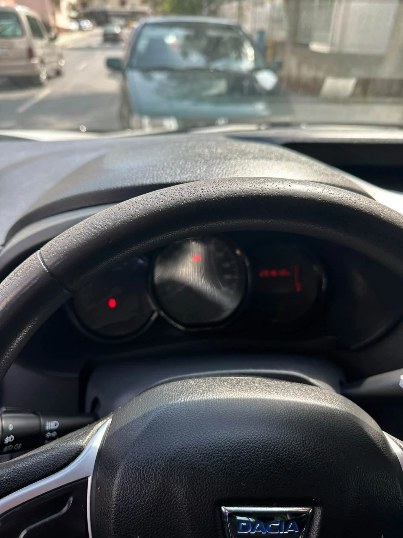 Dacia Dokker Фабрична ГАЗ, снимка 9 - Автомобили и джипове - 56159351