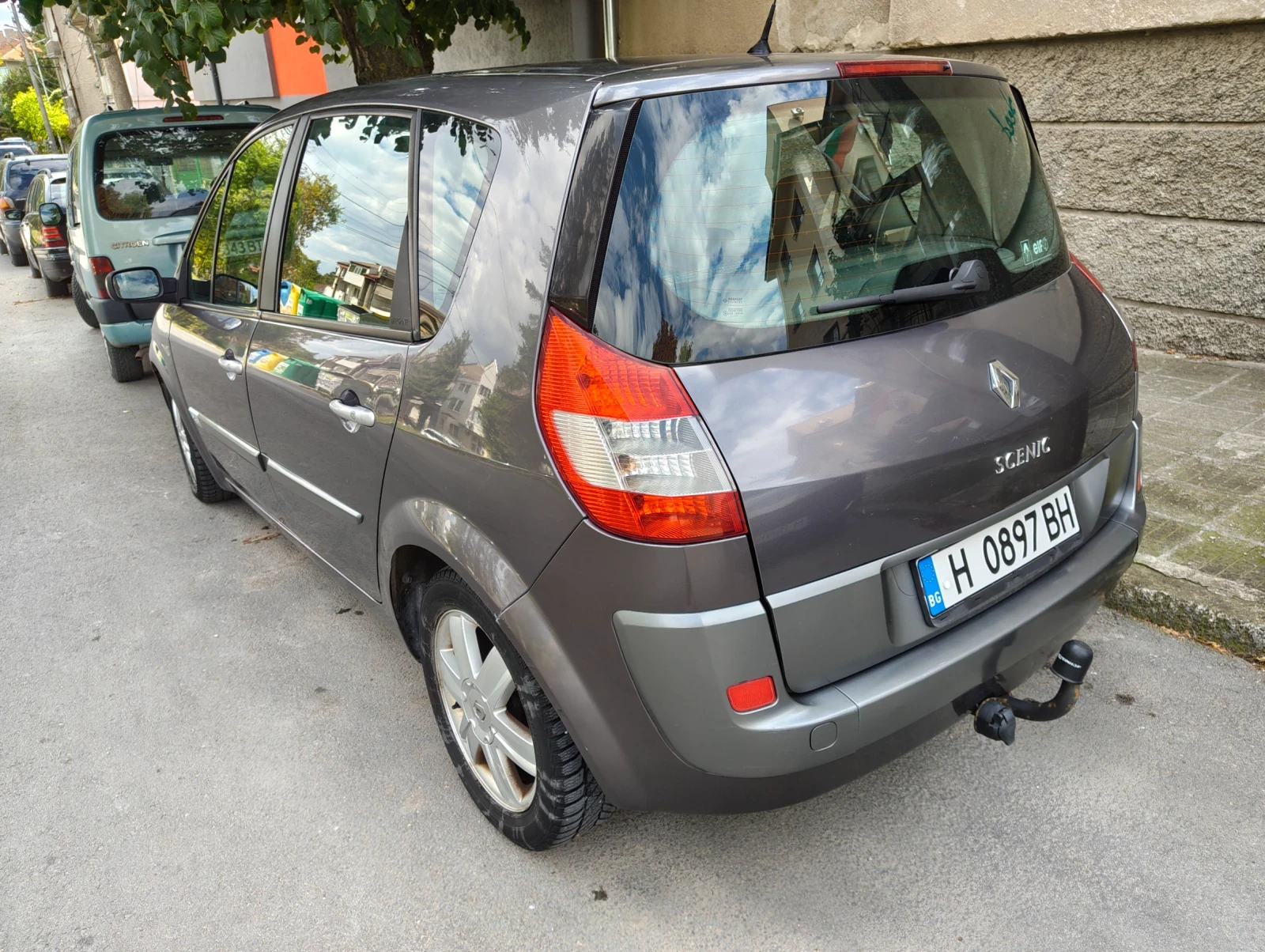 Renault Scenic, снимка 12 - Автомобили и джипове - 56254360