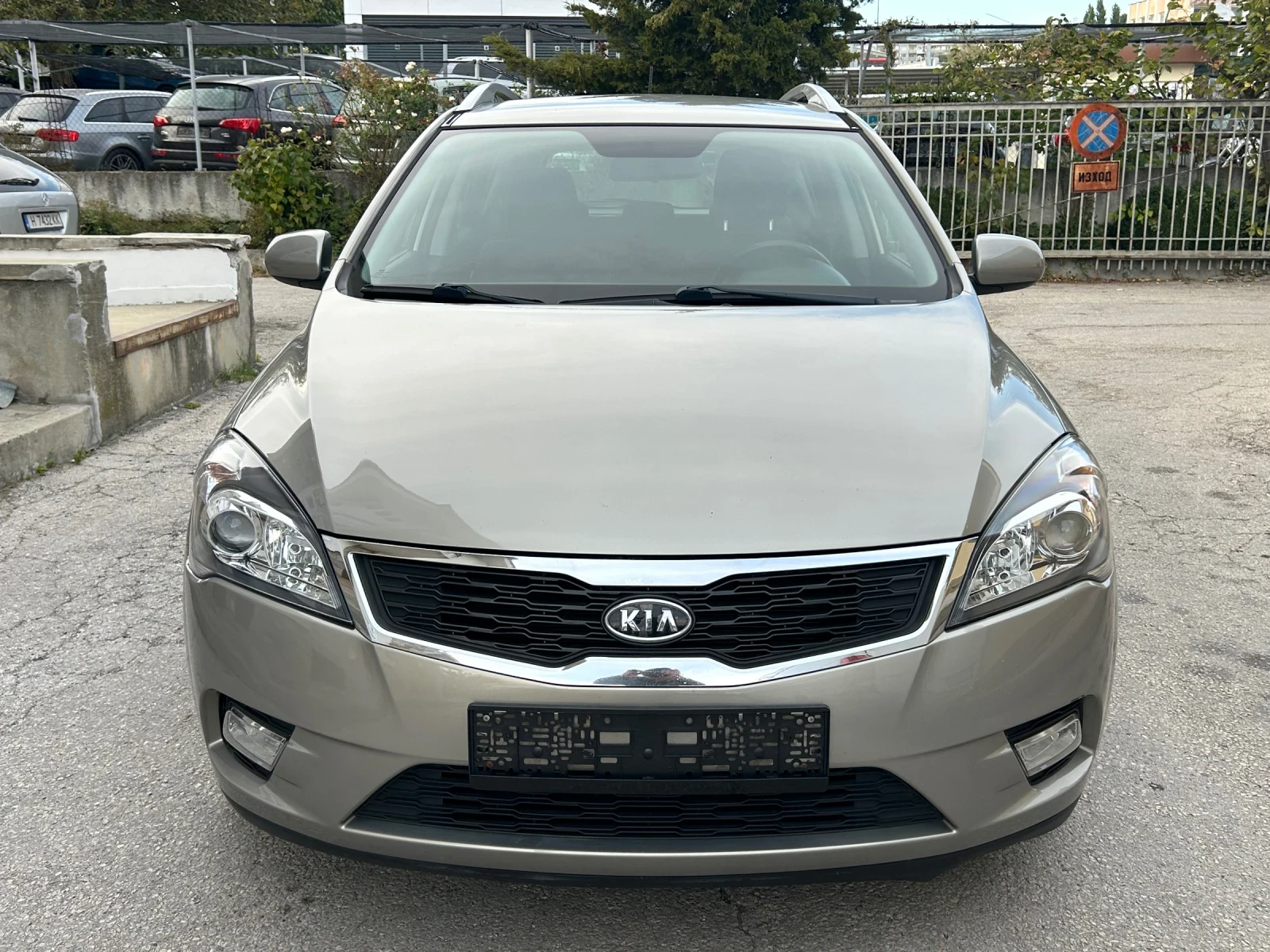 Kia Ceed 1.4CVVi   НАВИГАЦИЯ, снимка 2 - Автомобили и джипове - 56522832