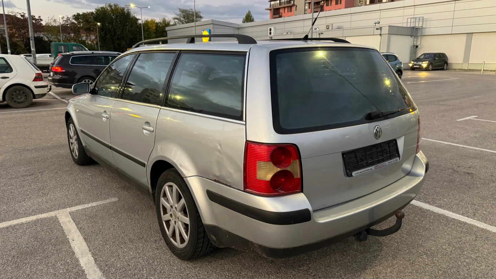 VW Passat 1.9tdi 101к.с.27 евро данък, снимка 4 - Автомобили и джипове - 56569650