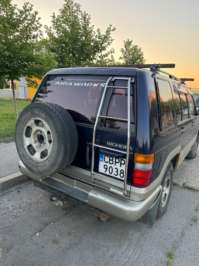 Isuzu Trooper, снимка 5 - Автомобили и джипове - 46286903