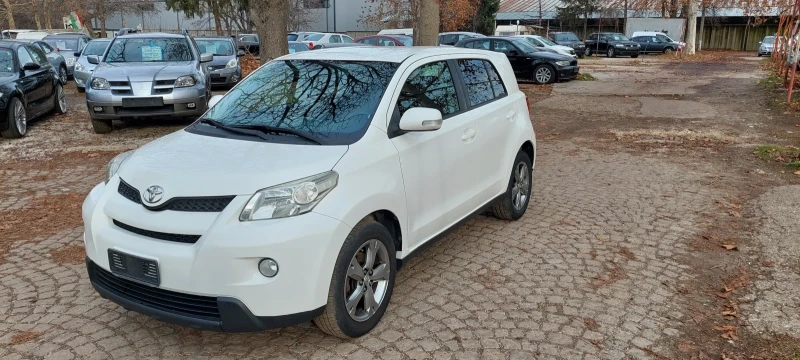 Toyota Urban Cruiser  1.4d4d/4х4/6-Скорости, снимка 2 - Автомобили и джипове - 48417756