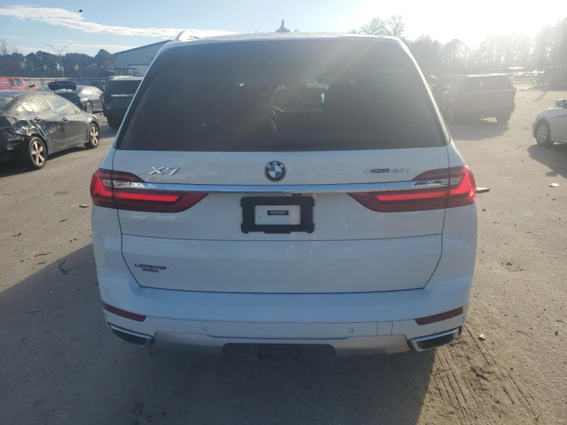 BMW X7 XDRIVE * CAMERA * LED * ПОДГРЕВ * NAVI, снимка 6 - Автомобили и джипове - 48815521