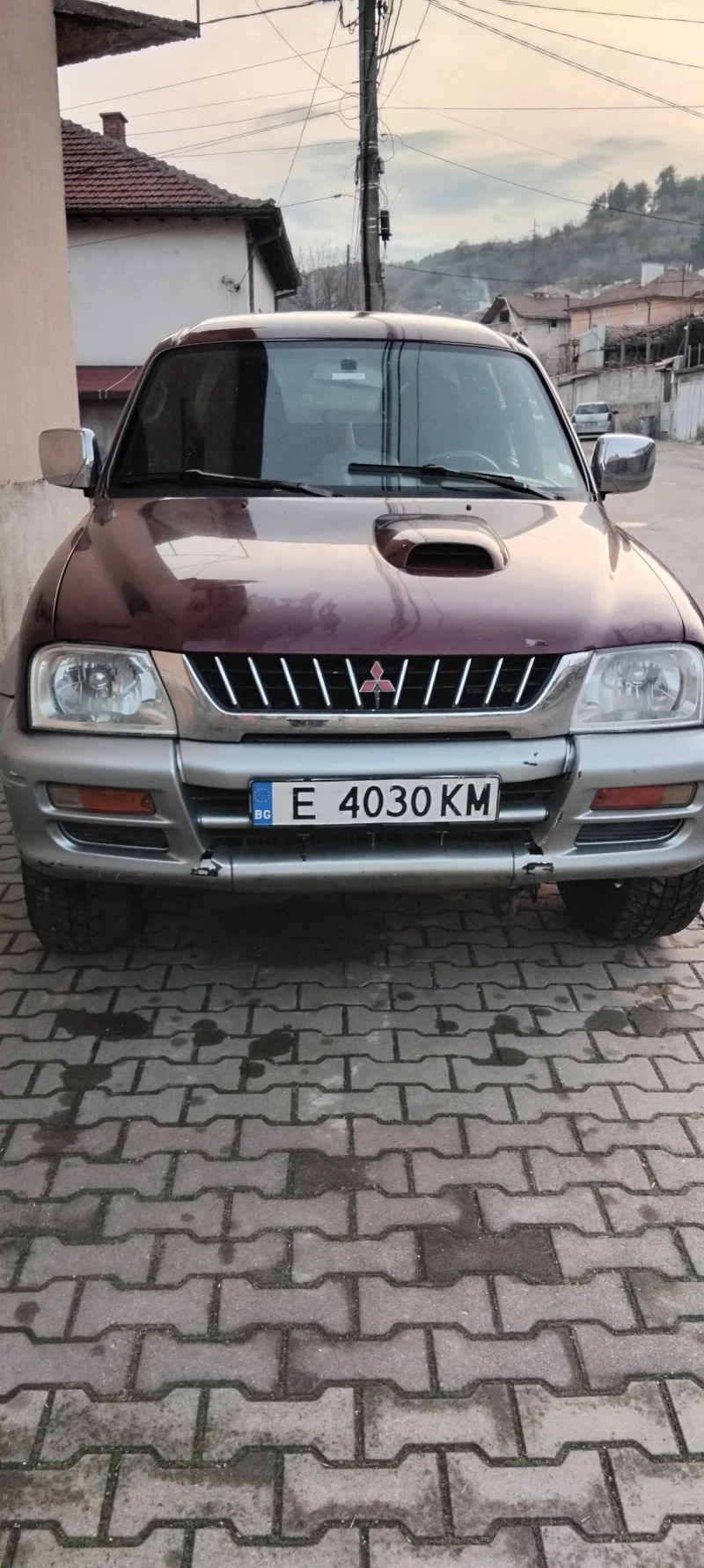 Mitsubishi L200, снимка 2 - Автомобили и джипове - 48937012