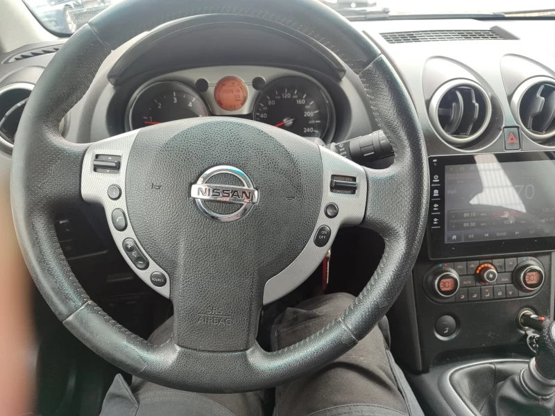 Nissan Qashqai J10, снимка 10 - Автомобили и джипове - 48992715