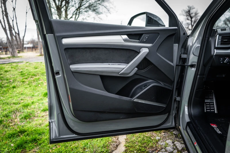 Audi SQ5, снимка 11 - Автомобили и джипове - 52642789