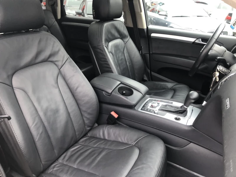 Audi Q7 3.0TDi, снимка 9 - Автомобили и джипове - 52665303