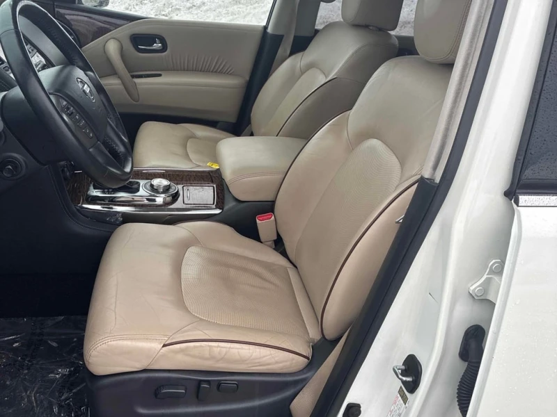 Nissan Armada * 4x4 * CARFAX * БЕЗ ПЪРВОНАЧАЛНА ВНОСКА, снимка 17 - Автомобили и джипове - 53203859