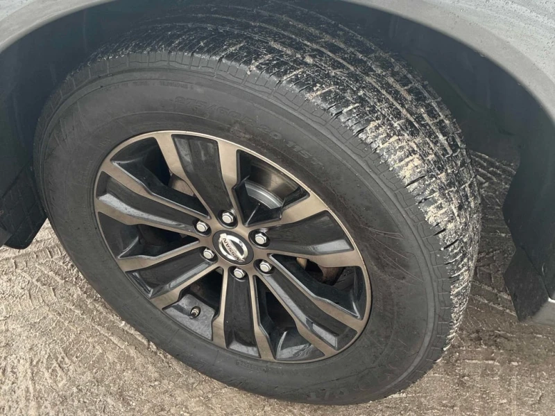 Nissan Armada * 4x4 * CARFAX * БЕЗ ПЪРВОНАЧАЛНА ВНОСКА, снимка 7 - Автомобили и джипове - 53203859