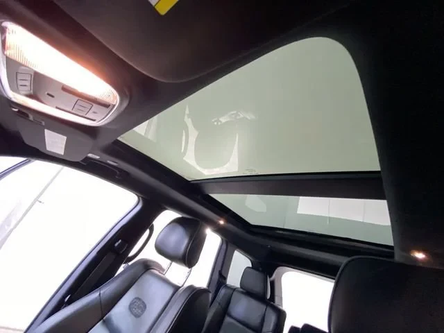 Jeep Grand cherokee Overland, снимка 15 - Автомобили и джипове - 54491795
