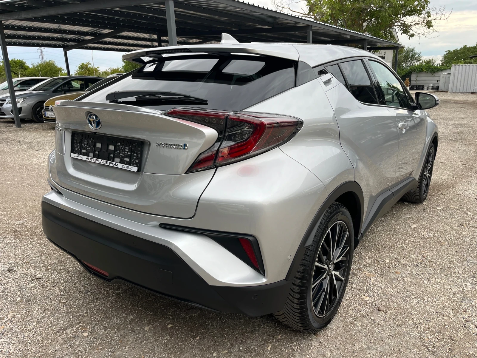 Toyota C-HR 1.8/ 122к.с/ ХИБРИД / КОЖА / НАВИГАЦИЯ / ФУУЛ / - изображение 4
