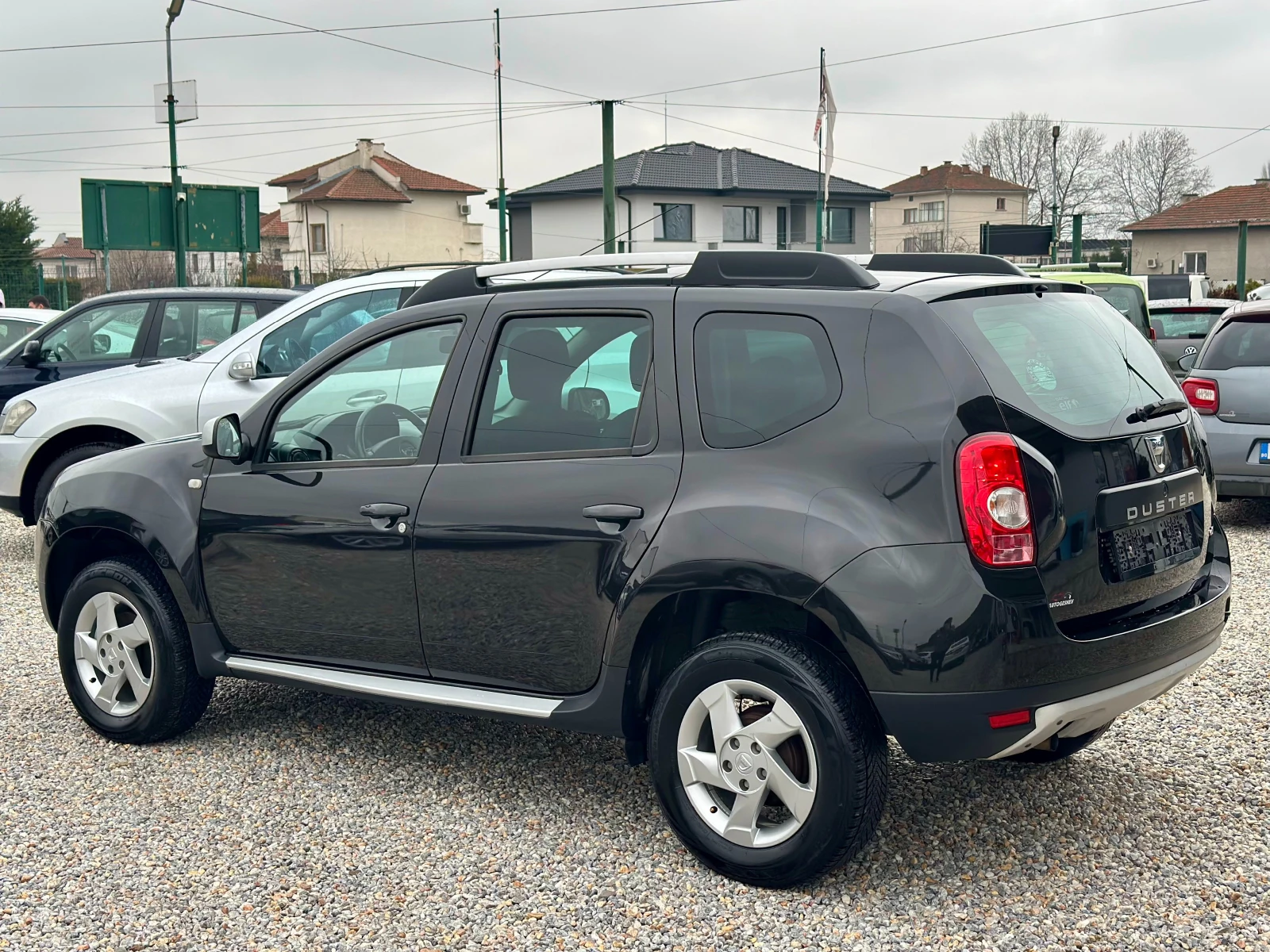 Dacia Duster 1.5 DCI - изображение 3