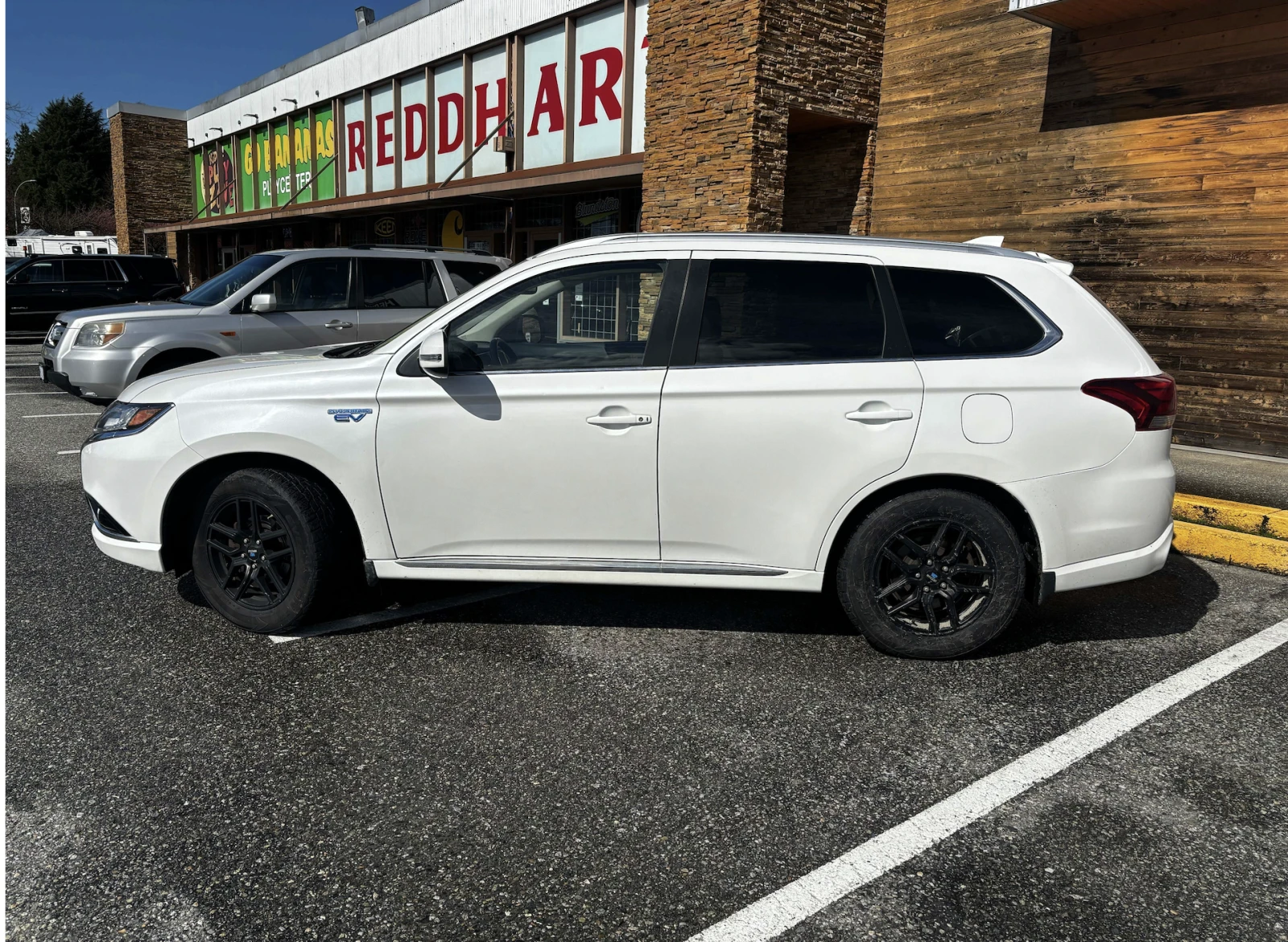 Mitsubishi Outlander PHEV S-AWC* Шибидах* Подгрев* Задна камера* 4х4* , снимка 3 - Автомобили и джипове - 54042737