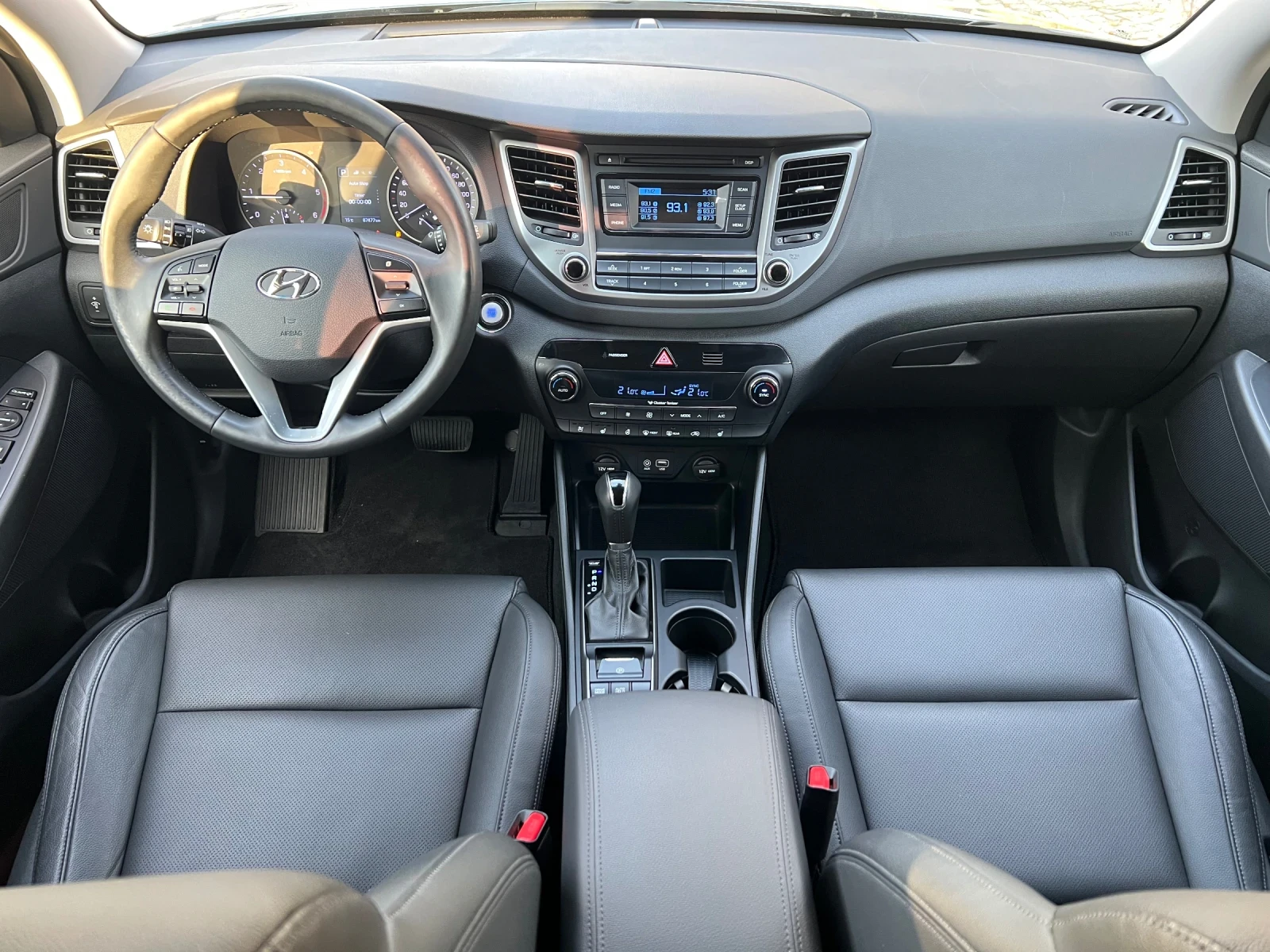 Hyundai Tucson 2.0* 2WD* , снимка 10 - Автомобили и джипове - 54142174