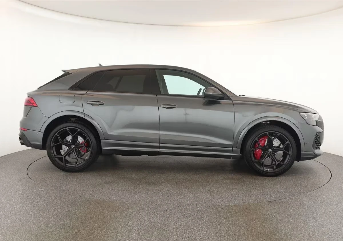 Audi RSQ8 PERFORMANCE / B&O / CERAMIC / LASER MATRIX / PANO, снимка 5 - Автомобили и джипове - 55049486