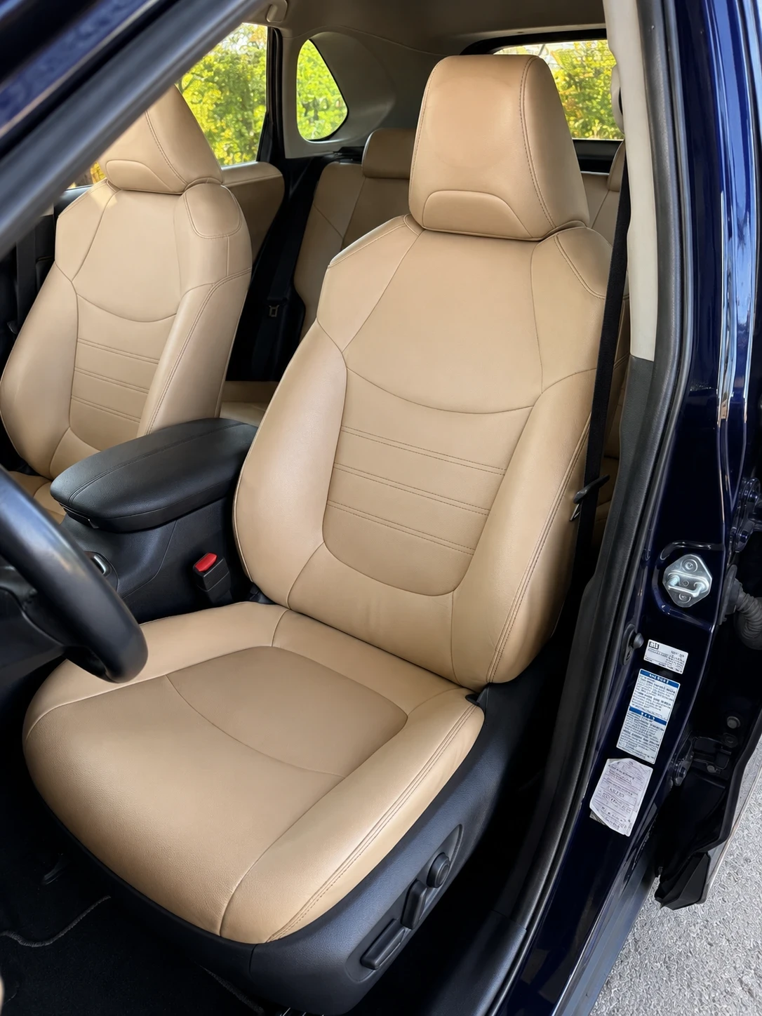 Toyota Rav4 2.5Hybrid/4x4/JBL/360/ГАРАНЦИЯ, снимка 11 - Автомобили и джипове - 55780386
