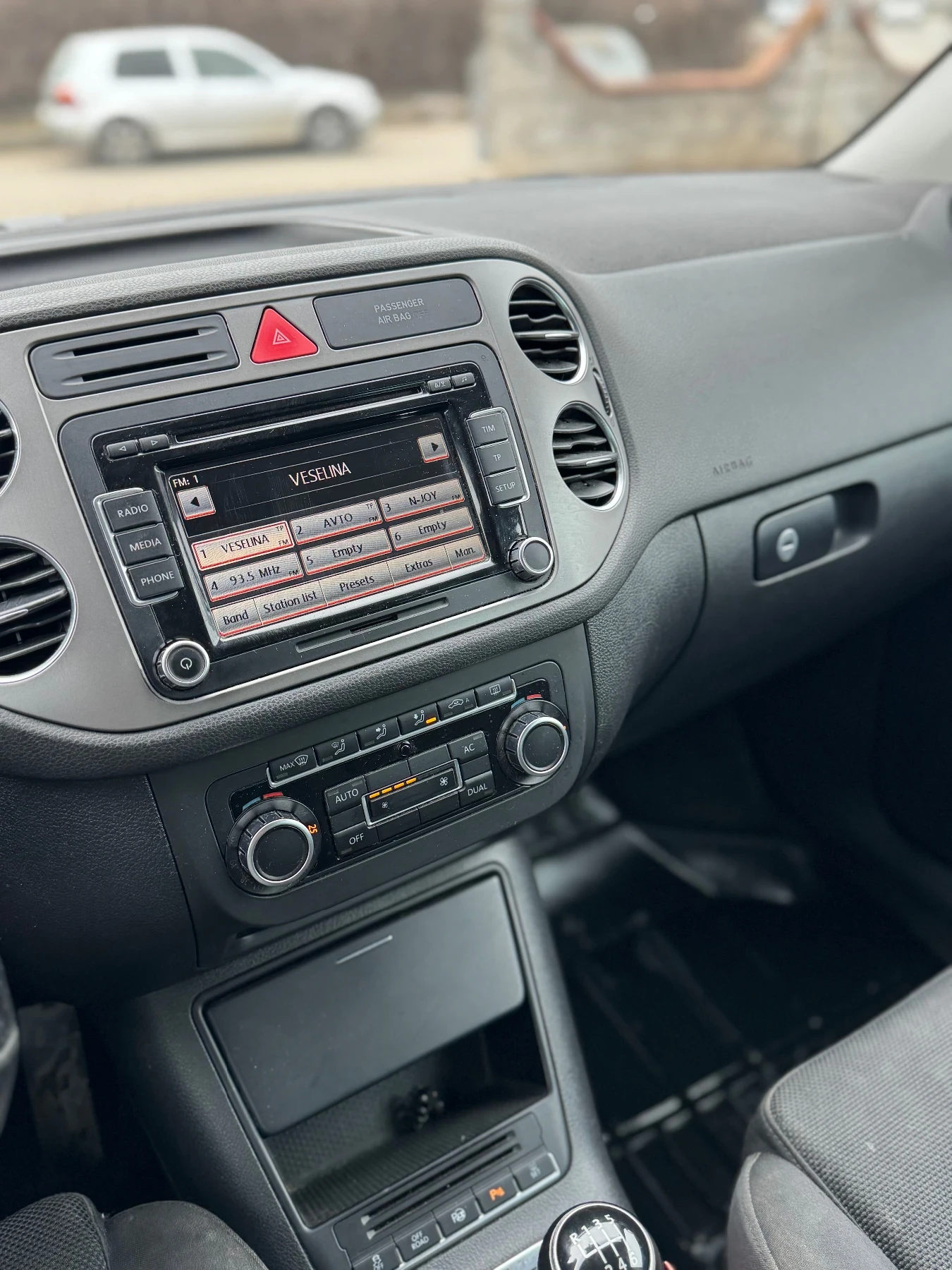 VW Tiguan R line , снимка 4 - Автомобили и джипове - 56040737