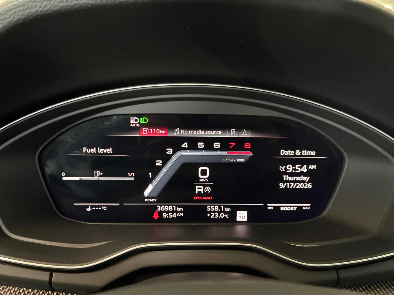 Audi SQ5 * Technik * CARFAX * ОПЦИЯ ЗА ФИНАНСИРАНЕ, снимка 8 - Автомобили и джипове - 56156292