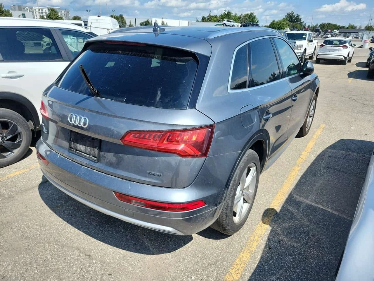 Audi Q5 PROGRESSIV| PANO| ПОДГРЕВИ| ПАМЕТ| CARFAX| , снимка 3 - Автомобили и джипове - 56206456