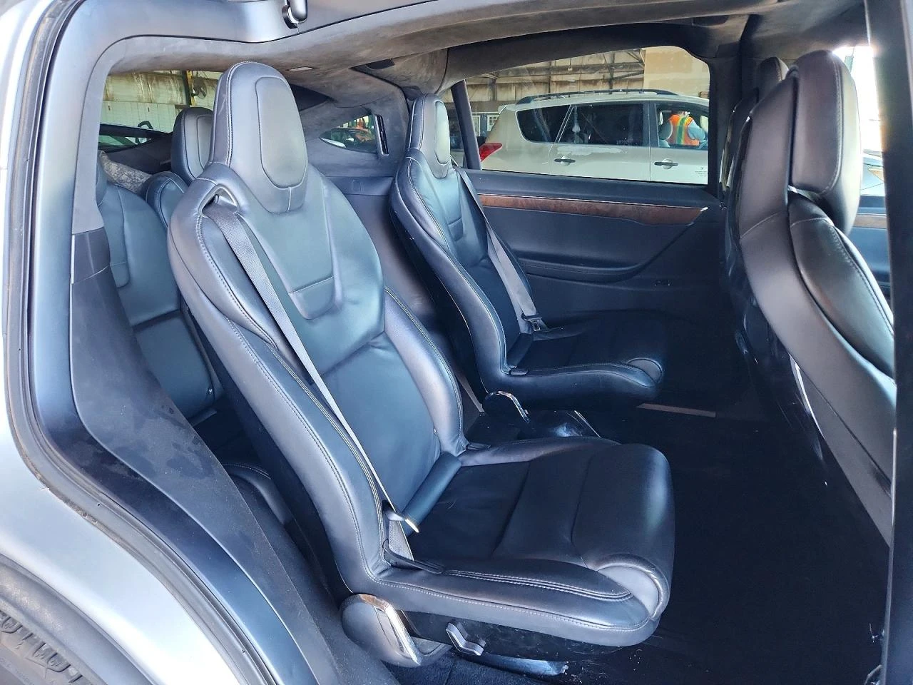 Tesla Model X, снимка 11 - Автомобили и джипове - 56525760
