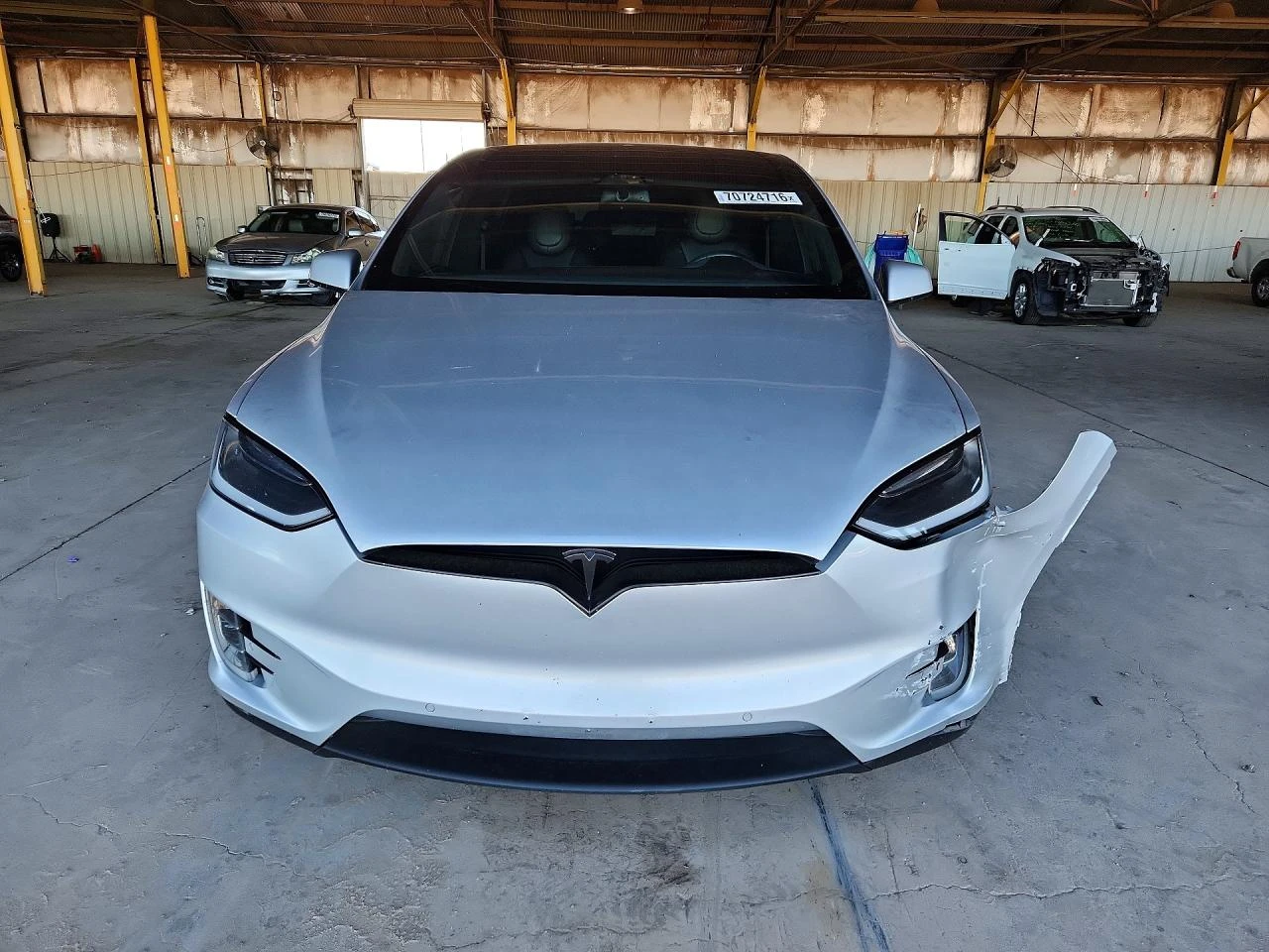 Tesla Model X, снимка 5 - Автомобили и джипове - 56525760