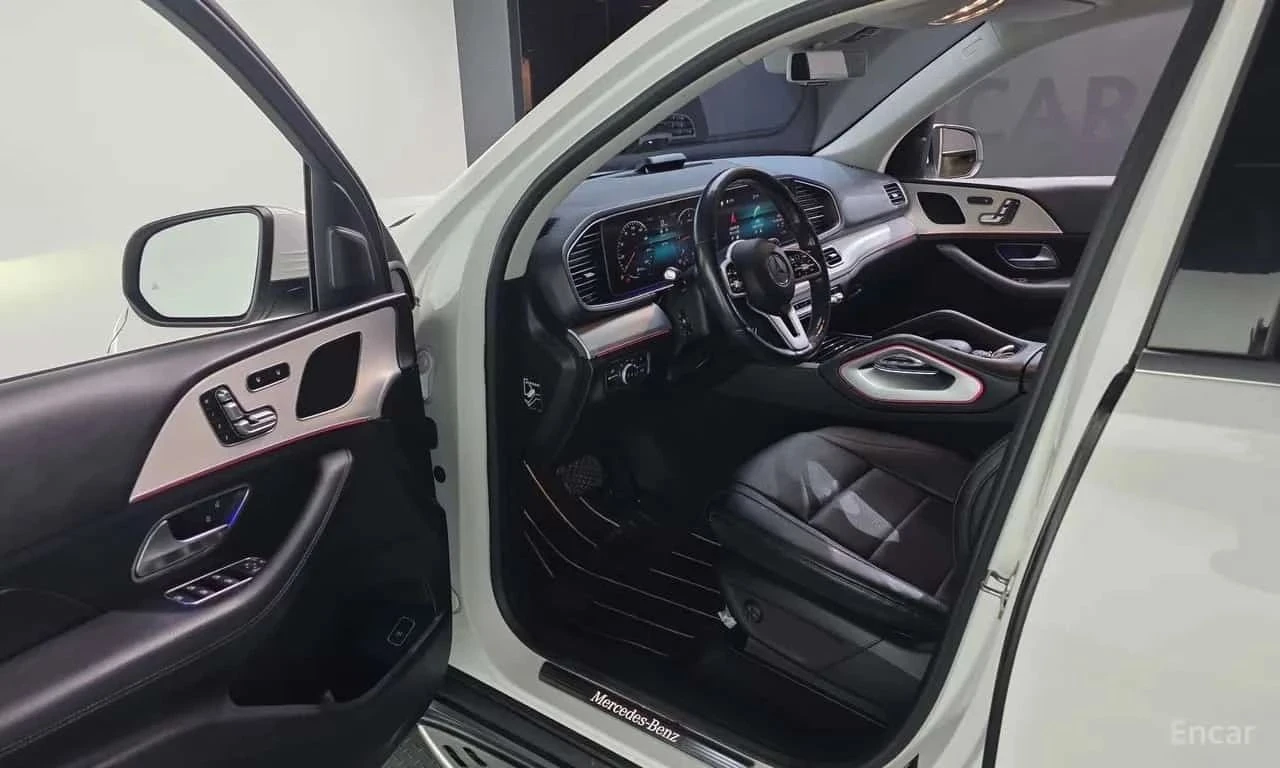 Mercedes-Benz GLE 300, снимка 9 - Автомобили и джипове - 56707702